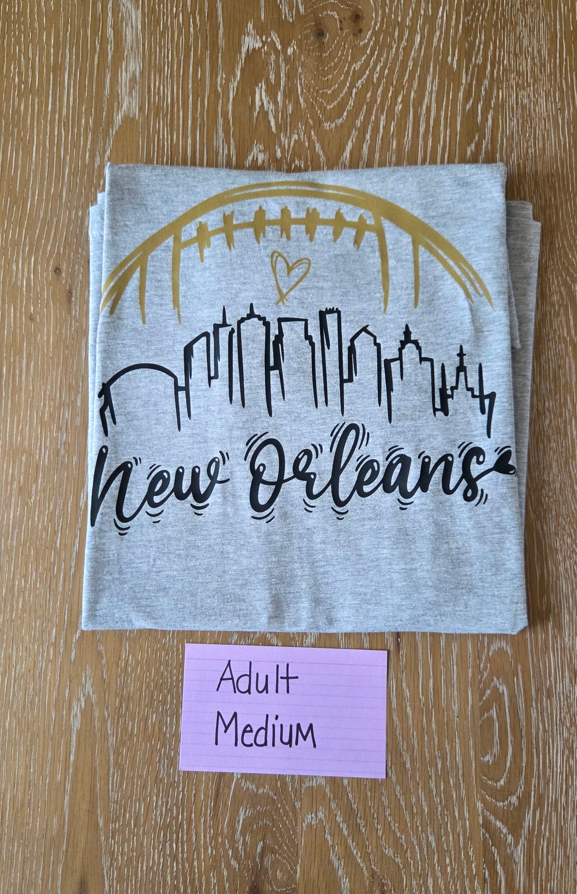 Tee - New Orleans Skyline - Medium